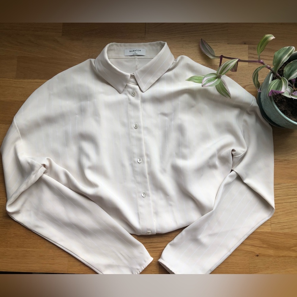 [S] ARITZIA Babaton Cream Oversized Striped Collar Button Down Shirt Blouse